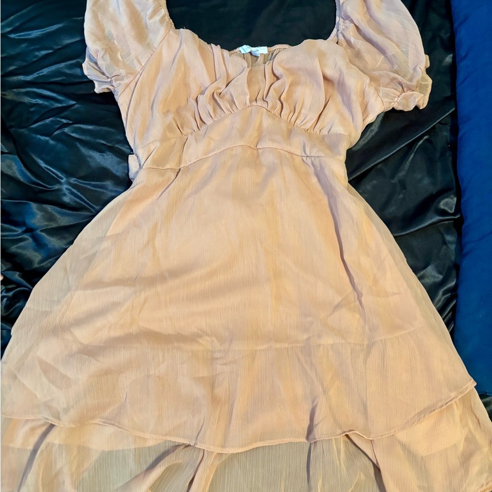 Elegant Peach Dress with Puff Sleeves